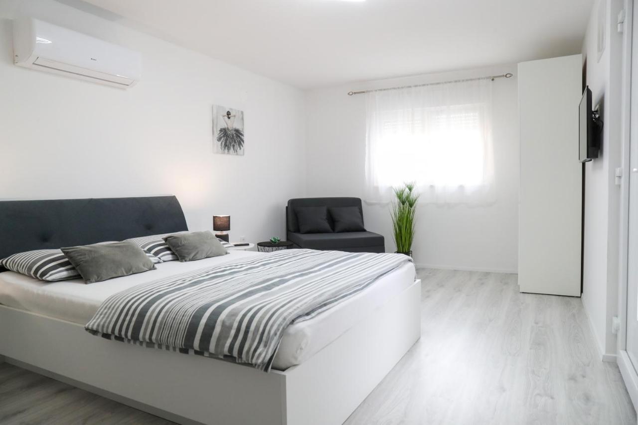 Imperium Rooms Zagreb Airport Velika Gorica Esterno foto