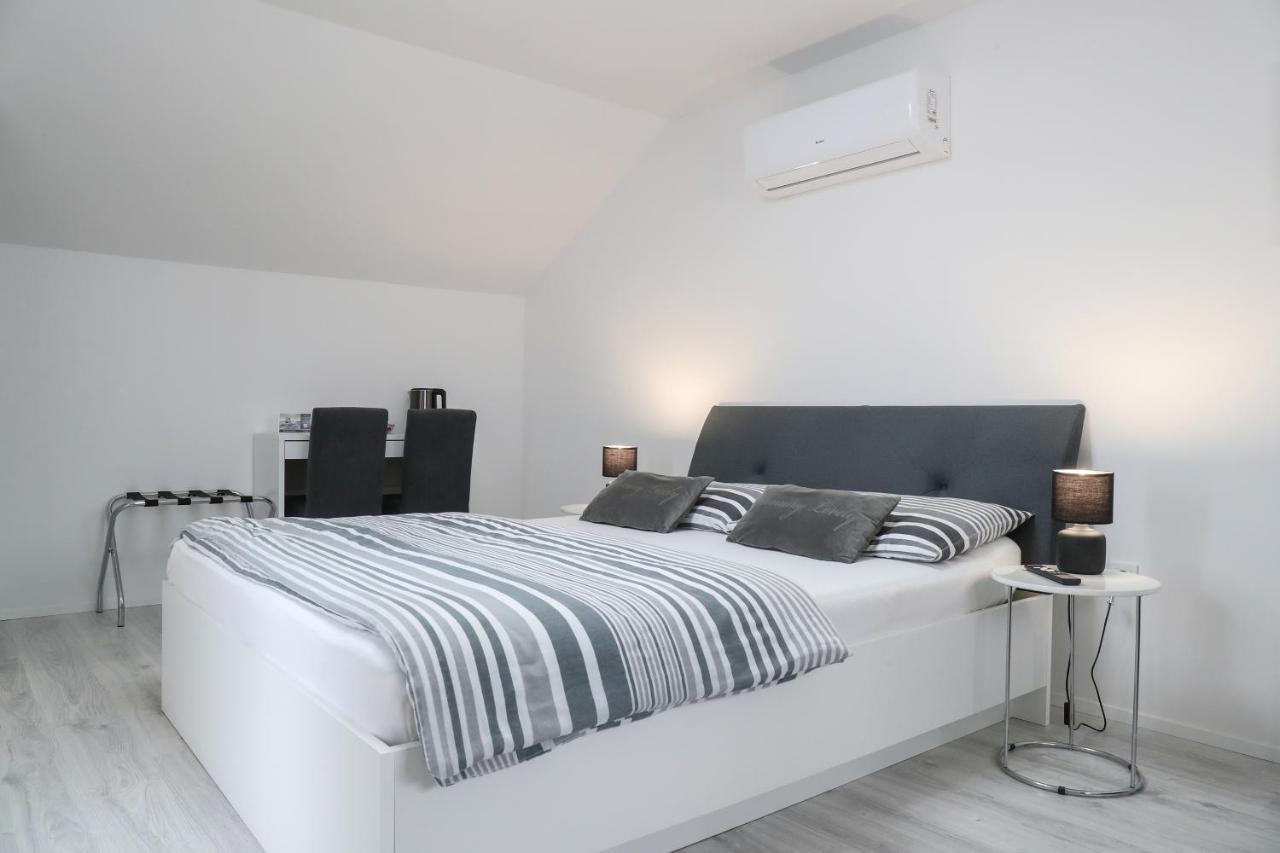 Imperium Rooms Zagreb Airport Velika Gorica Esterno foto
