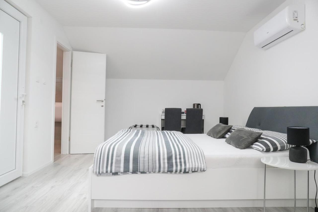 Imperium Rooms Zagreb Airport Velika Gorica Esterno foto