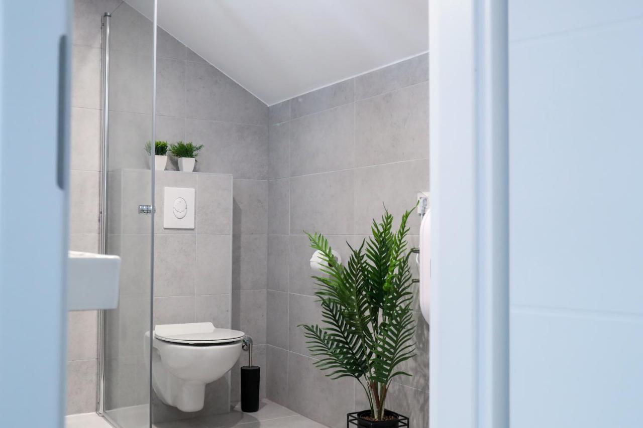 Imperium Rooms Zagreb Airport Velika Gorica Esterno foto